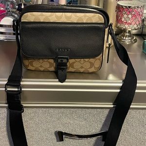 Crossbody bag